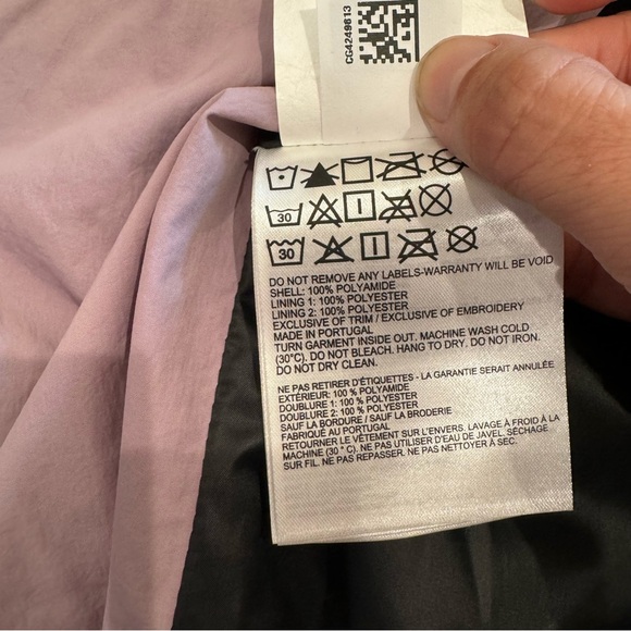 Canada Goose Davie Windbreaker Zip Up Rain Jacket in Ash Purple - Picture 10 of 11